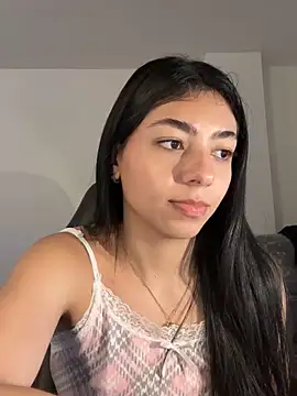 Liissa cute  online show from October 2025 07:15:02 PM