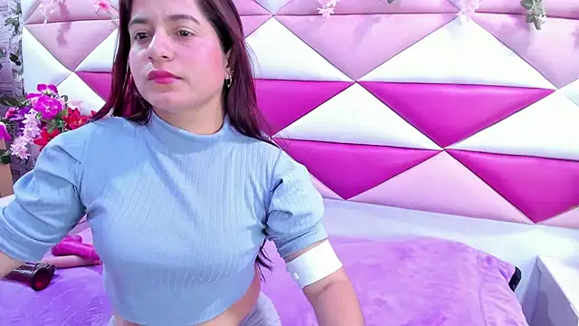 MariaClay online show from November 2025 11:57:01 AM