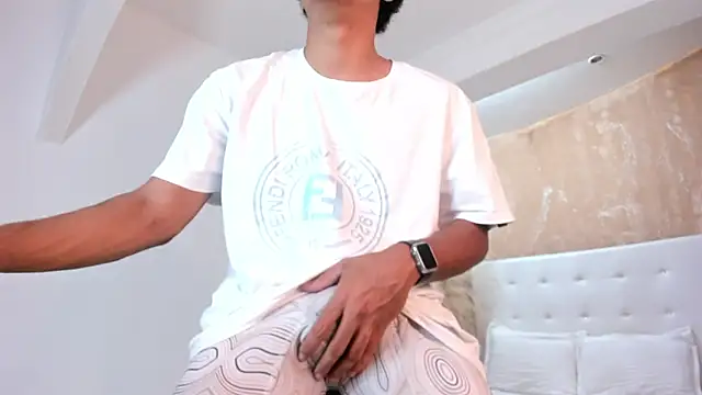 ANGEL NICOLAS online show from January 2025 08:33:01 PM