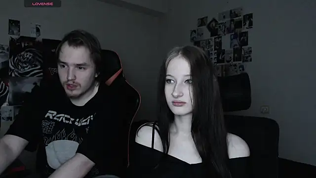 Snapshot of camcoupbang chatting on February 2025 01:55:01 AM camcoupbang online show from February 2025 01:55:01 AM