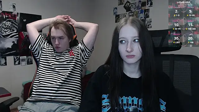 Snapshot of camcoupbang chatting on February 2025 10:58:01 PM camcoupbang online show from February 2025 10:58:01 PM