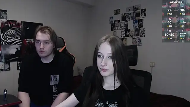 Snapshot of camcoupbang chatting on March 2025 12:15:01 AM camcoupbang online show from March 2025 12:15:01 AM