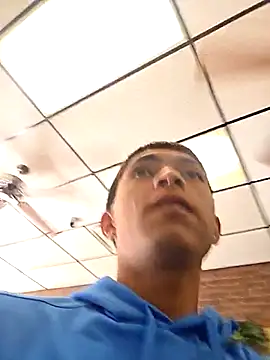 Snapshot of Yoko0381 chatting on November 2025 05:52:02 PM Yoko0381 online show from November 2025 05:52:02 PM