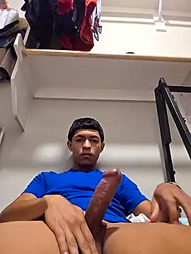 Snapshot of Yoko0381 chatting on September 2025 06:01:02 AM Yoko0381 online show from September 2025 06:01:02 AM