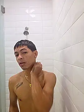 Yoko0381 online show from November 2025 05:02:02 PM