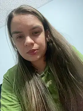 Nathaly00  online show from November 2025 11:58:01 PM