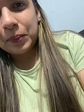 Nathaly00  online show from December 2025 11:04:01 PM