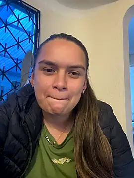 Nathaly00  online show from October 2025 07:55:01 PM