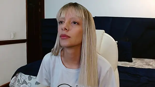 peyton golden1 online show from January 2026 03:35:02 AM