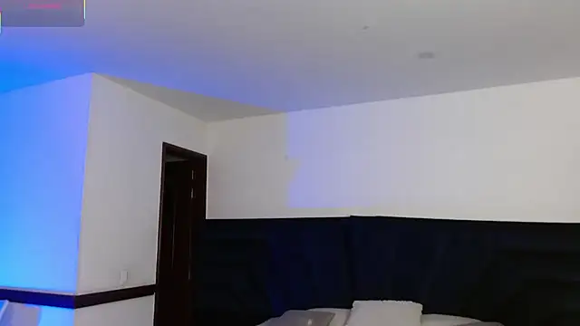 peyton golden1 online show from March 2026 03:35:02 AM