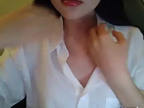 Yin-girl online show from October 2025 07:17:01 PM