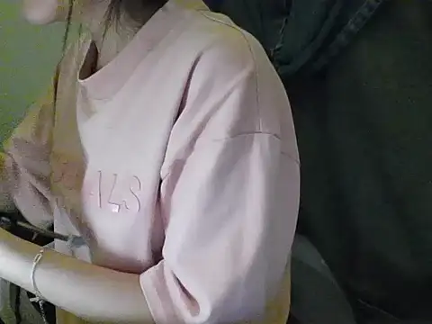 Yin-girl online show from October 2025 08:20:01 PM