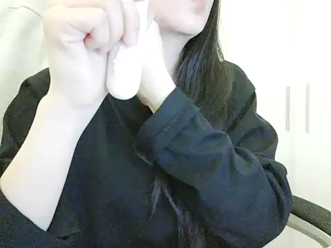 Yin-girl online show from November 2025 08:23:01 PM