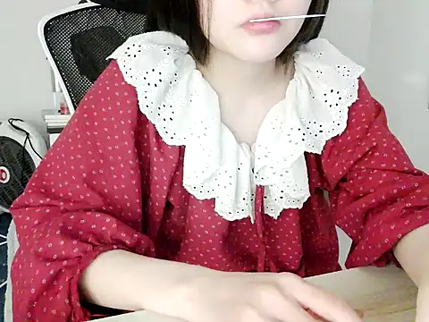 Yin-girl online show from January 2026 06:12:01 PM