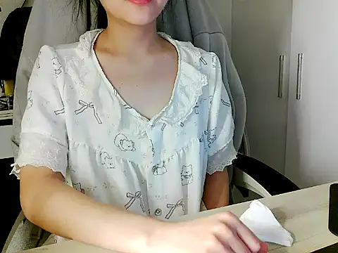 Yin-girl online show from February 2026 06:28:02 PM