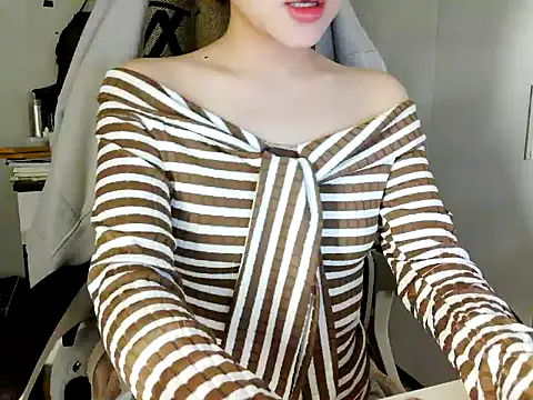 Yin-girl online show from January 2026 04:46:01 PM