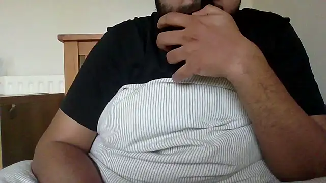 whoreboi98 online show from April 2026 05:50:02 PM