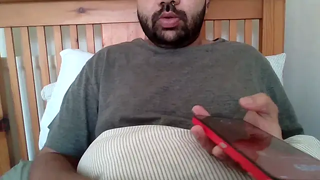 Snapshot of whoreboi98 chatting on April 2026 09:10:01 AM whoreboi98 online show from April 2026 09:10:01 AM