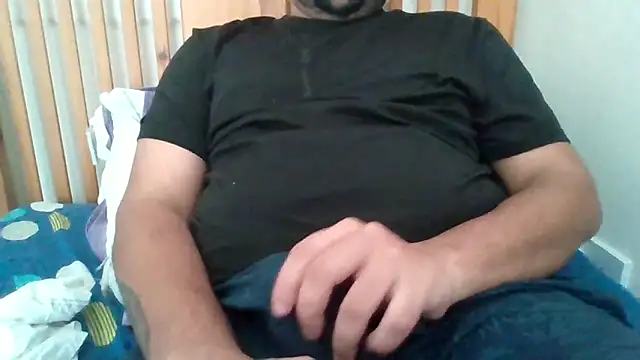 Snapshot of whoreboi98 chatting on June 2026 01:32:02 PM whoreboi98 online show from June 2026 01:32:02 PM