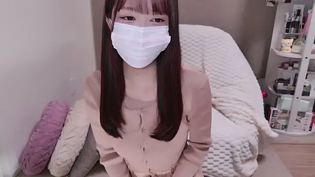 Snapshot of TsukasaSakai chatting on January 2025 02:22:01 PM TsukasaSakai online show from January 2025 02:22:01 PM