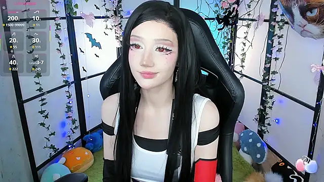 Snapshot of LilithLin chatting on October 2025 12:10:02 AM LilithLin online show from October 2025 12:10:02 AM