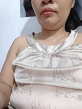 Snapshot of _Mira_69_ chatting on July 2026 12:23:01 PM Mira 69 online show from July 2026 12:23:01 PM