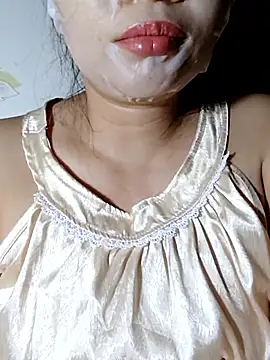 Snapshot of _Mira_69_ chatting on June 2026 03:13:02 PM Mira 69 online show from June 2026 03:13:02 PM