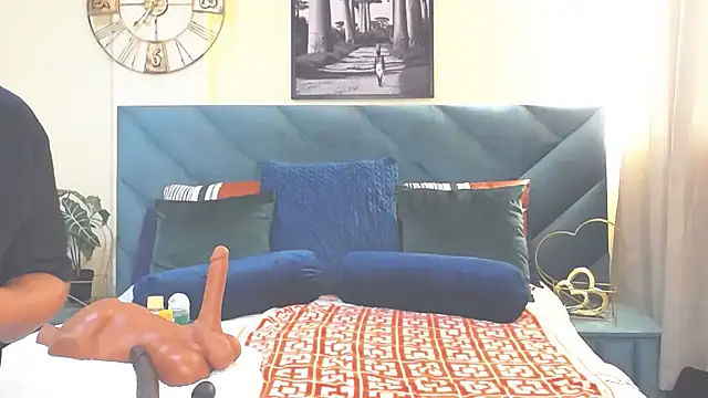 BubbleAngel online show from October 2025 04:47:01 AM