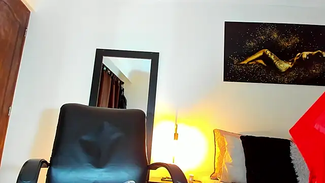 Snapshot of KimberlyBanks2 chatting on November 2025 03:18:01 PM KimberlyBanks2 online show from November 2025 03:18:01 PM