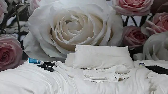 Sexysilverfoxxx online show from December 2024 06:38:02 PM