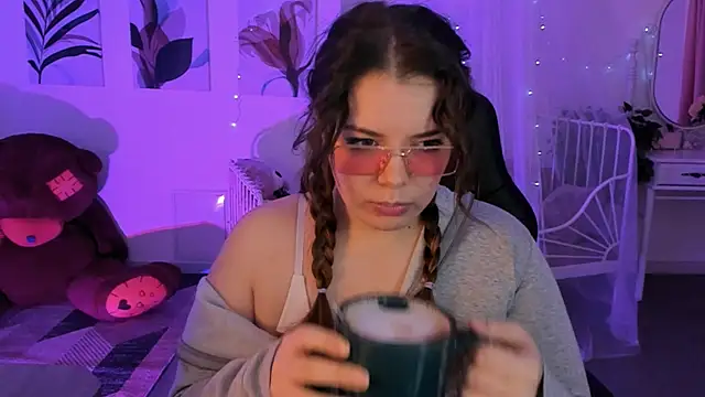 KeytSilvas online show from February 2025 03:05:01 PM