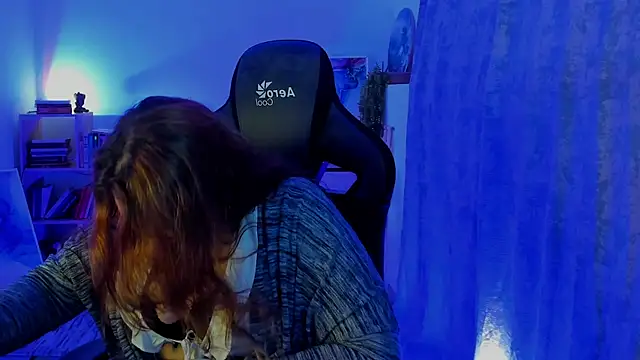 KeytSilvas online show from October 2025 02:35:01 AM