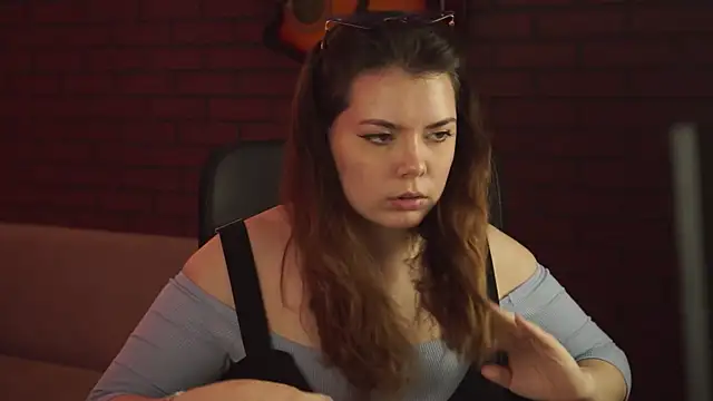 KeytSilvas online show from February 2025 02:35:02 PM