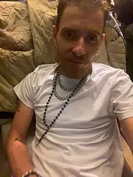 CityBoy75211 online show from November 2025 02:37:01 AM