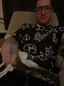 CityBoy75211 online show from February 2026 05:30:01 AM