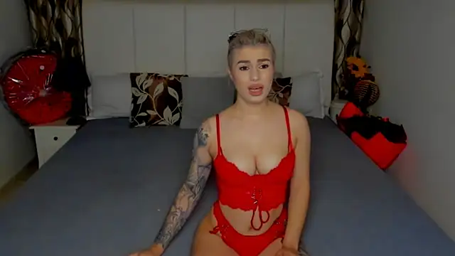 KasiaGraziela18 online show from October 2025 02:13:02 AM