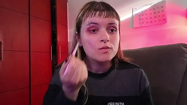 NEXT DOOR GIRL  online show from December 2025 09:48:01 PM