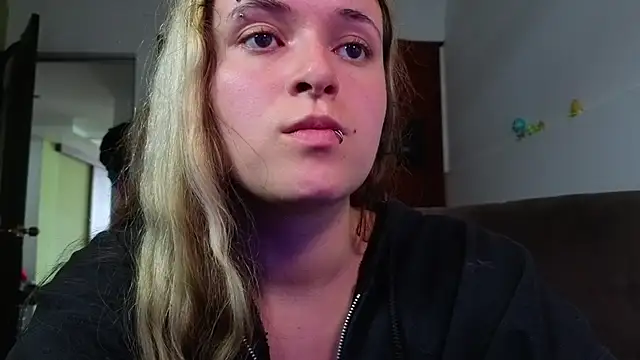 NEXT DOOR GIRL  online show from March 2026 09:20:01 PM