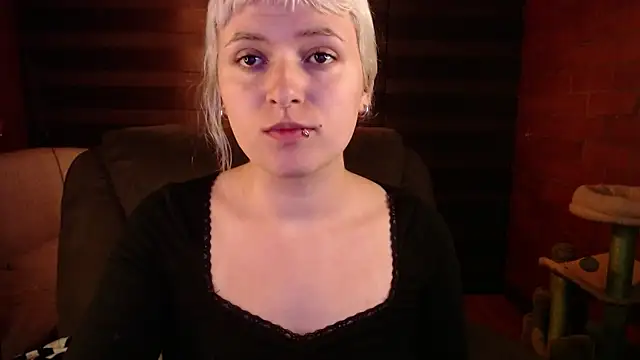 NEXT DOOR GIRL  online show from March 2025 02:16:01 AM