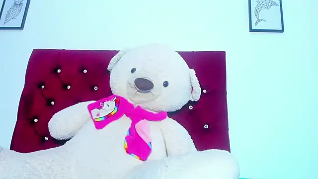 Snapshot of Briyit_Doll chatting on September 2025 08:59:01 PM Briyit Doll online show from September 2025 08:59:01 PM