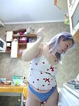 Tina Alev online show from September 2025 05:35:01 AM