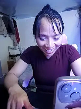 Yinzing 502 online show from May 2026 12:37:02 PM
