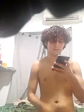 Snapshot of pedrodavid_ chatting on March 2025 01:46:02 AM pedrodavid online show from March 2025 01:46:02 AM