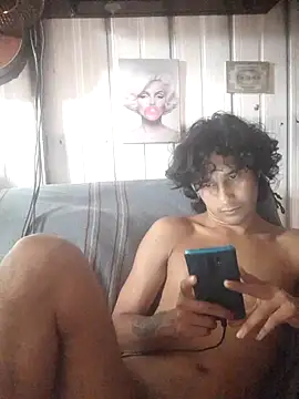 Snapshot of pedrodavid_ chatting on June 2026 06:24:01 PM pedrodavid online show from June 2026 06:24:01 PM