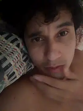 Snapshot of pedrodavid_ chatting on May 2026 03:15:02 PM pedrodavid online show from May 2026 03:15:02 PM