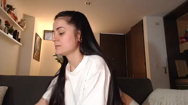 guccipussy1 online show from September 2025 10:05:02 PM
