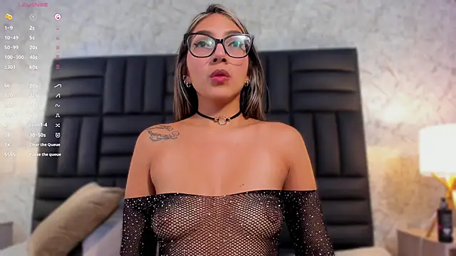 Snapshot of Caro_martinezz chatting on March 2025 04:41:02 AM Caro martinezz online show from March 2025 04:41:02 AM