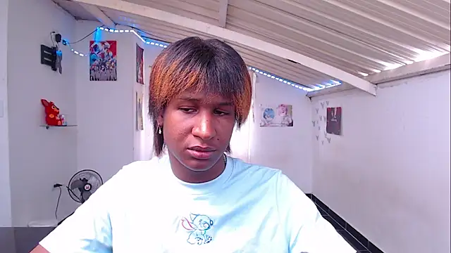 Angell Dustt  online show from February 2025 04:13:02 PM