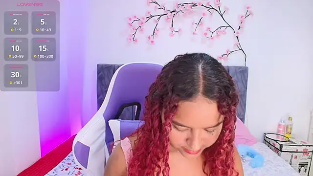 Sophiee Velvet online show from March 2026 12:47:01 PM