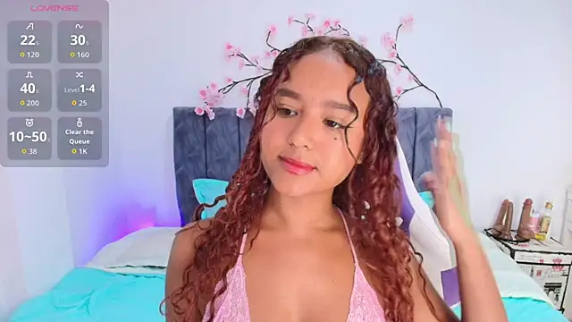Sophiee Velvet online show from April 2026 04:47:02 PM